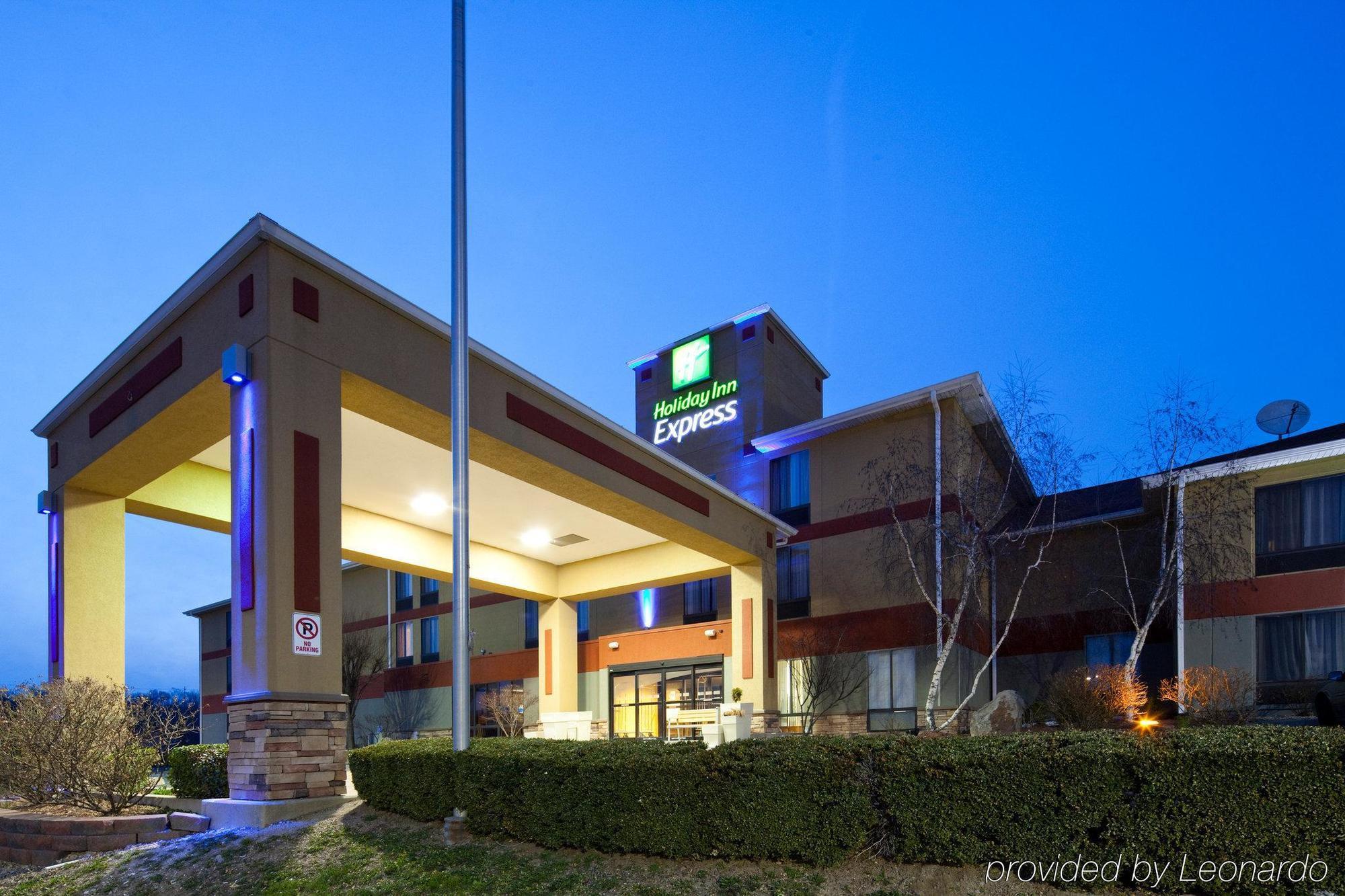 Quality Inn & Suites Lawrenceburg Eksteriør bilde