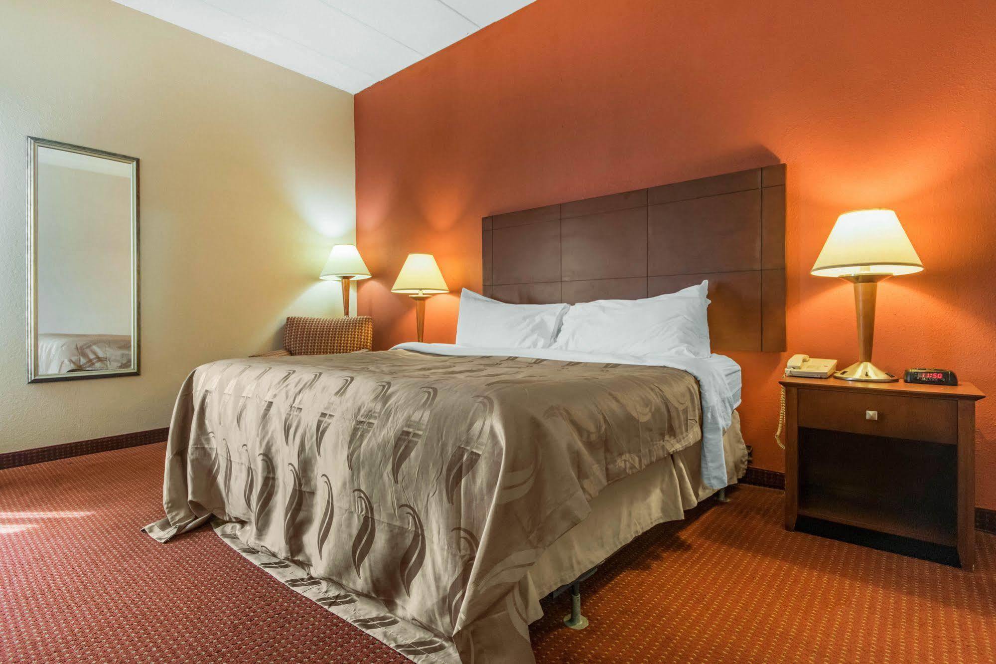 Quality Inn & Suites Lawrenceburg Eksteriør bilde