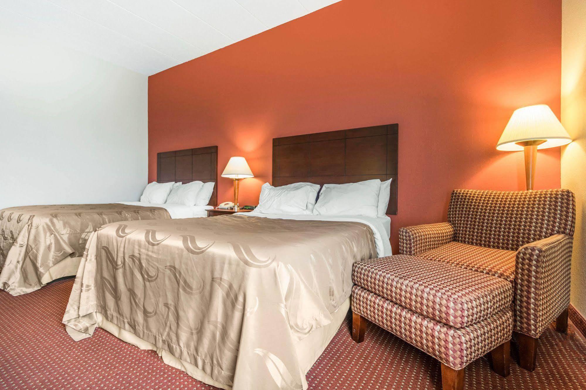 Quality Inn & Suites Lawrenceburg Eksteriør bilde