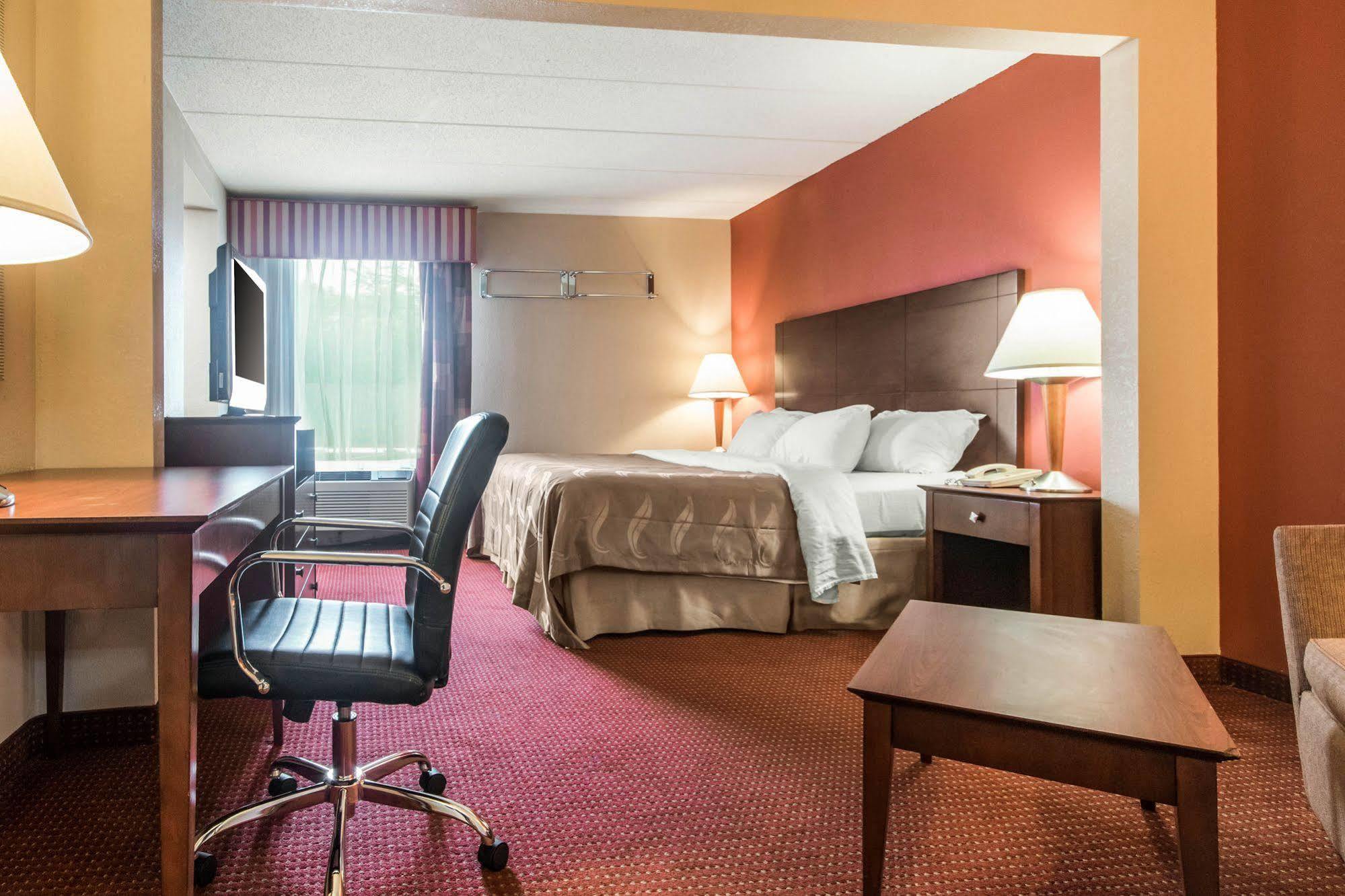Quality Inn & Suites Lawrenceburg Eksteriør bilde