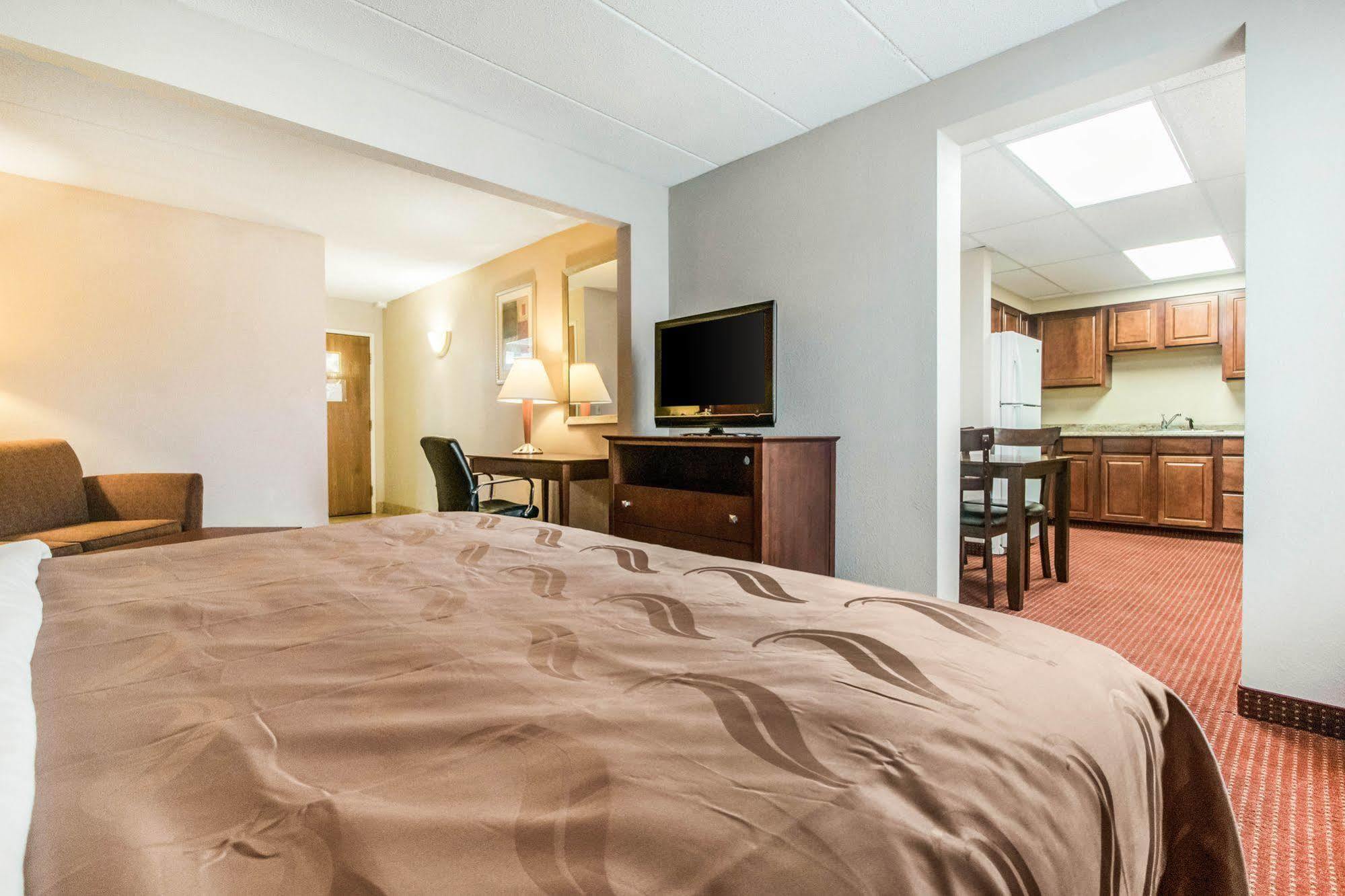 Quality Inn & Suites Lawrenceburg Eksteriør bilde