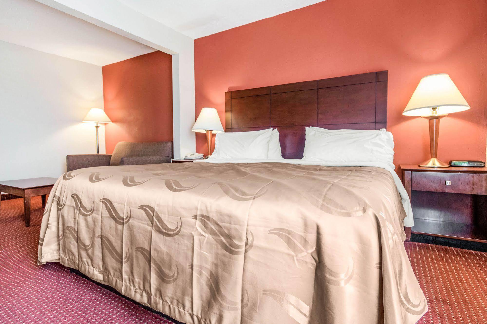 Quality Inn & Suites Lawrenceburg Eksteriør bilde