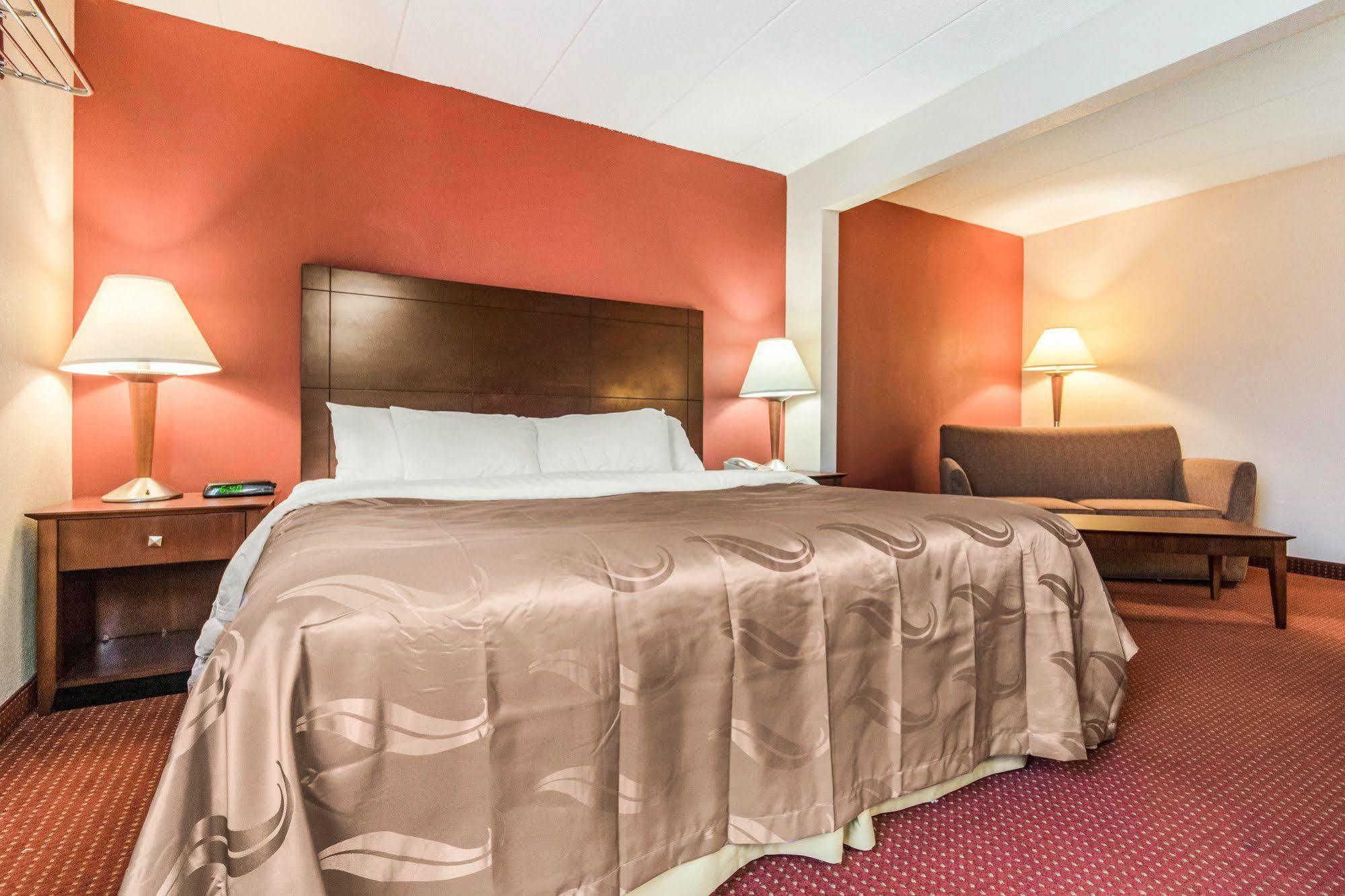 Quality Inn & Suites Lawrenceburg Eksteriør bilde