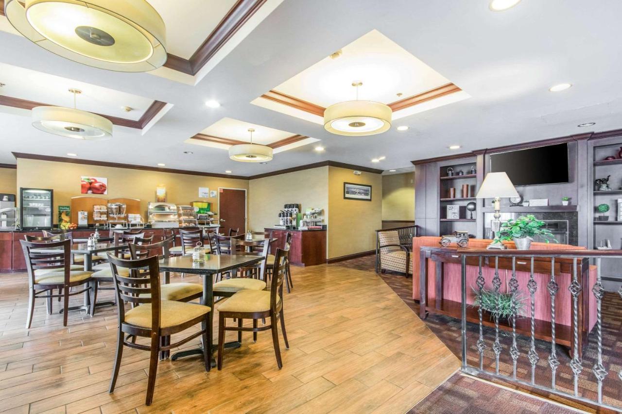 Quality Inn & Suites Lawrenceburg Eksteriør bilde