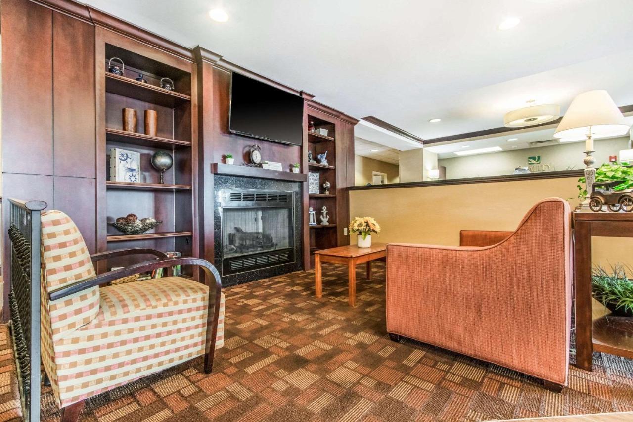 Quality Inn & Suites Lawrenceburg Eksteriør bilde